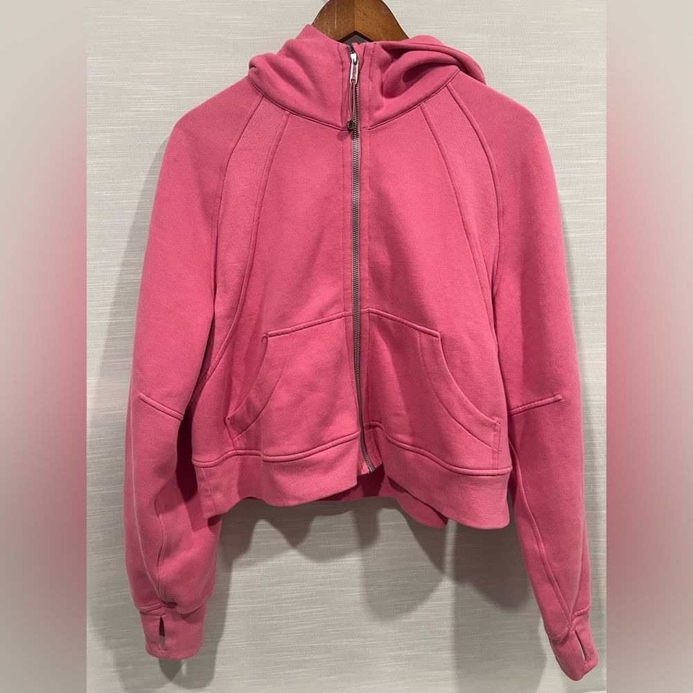 Lululemon full zip cropped scuba